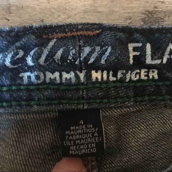 Tommy Hilfiger Freedom Flare Medium Wash Jeans -84 - Picture 3 of 5